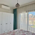 Daire Deniz Manzaralı, Plaja 100 Metre, Luks 3