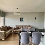Daire Deniz Manzaralı, Plaja 100 Metre, Luks 3 *