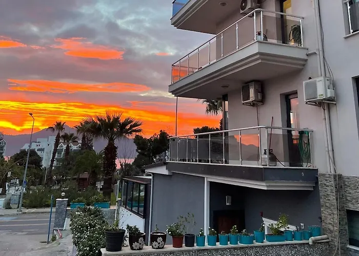 Deniz Manzarali, Plaja 100 Metre, Luks 3 Marmaris