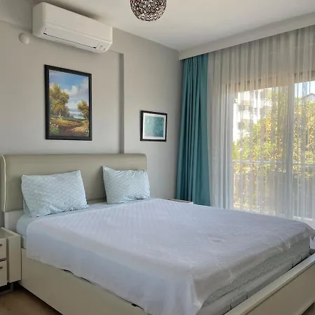 Deniz Manzarali, Plaja 100 Metre, Luks 3 Apartmán *